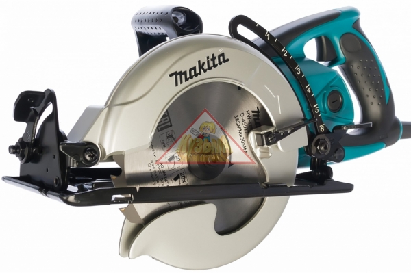 Дисковая циркулярная пила 185 мм Makita 5477NB арт. 174622