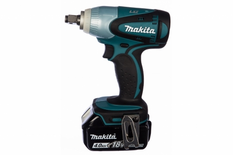 products/Аккумуляторный гайковерт Makita DTW251RME 180906